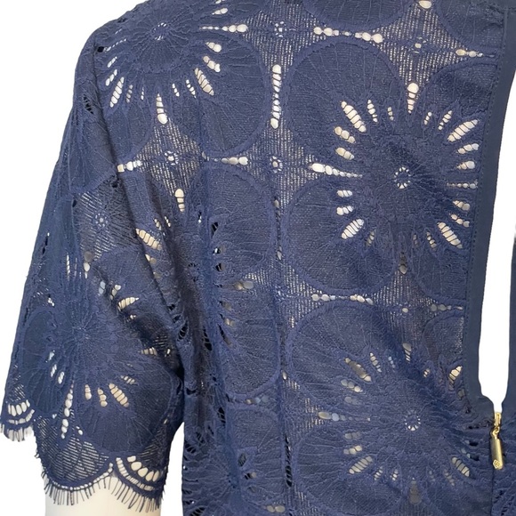Trina Turk Navy Floral Lace Semi Sheer Short Sleeve Shift Dress Sz 8 - Picture 4 of 10